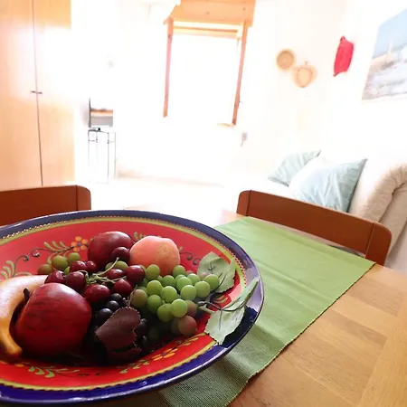 Дом отдыха Myriams House In