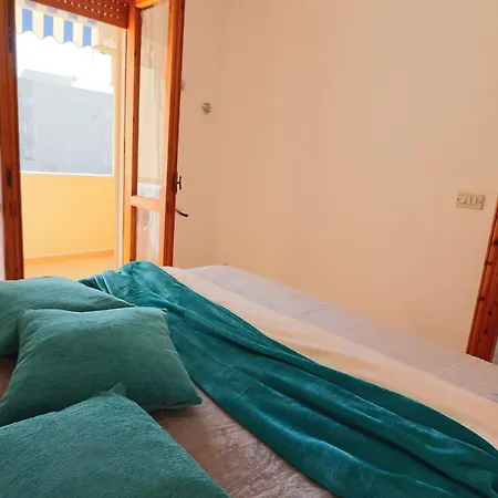Дом отдыха Myriams House In